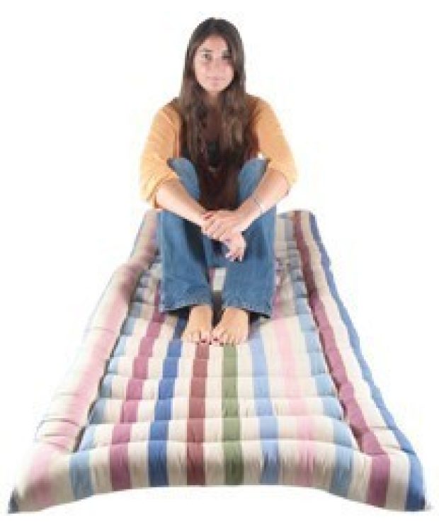 Single roll up bed