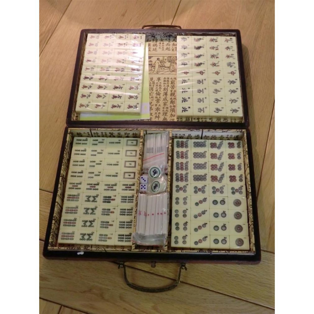 Mah-jong Large Leatherette Set  - Special Offer