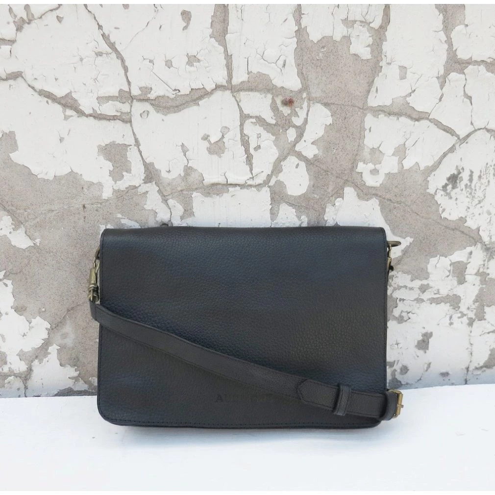 Bina Clutch Bag in Black Leather