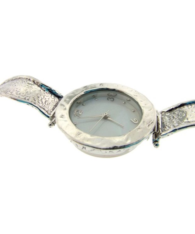 Silver watch - with round face