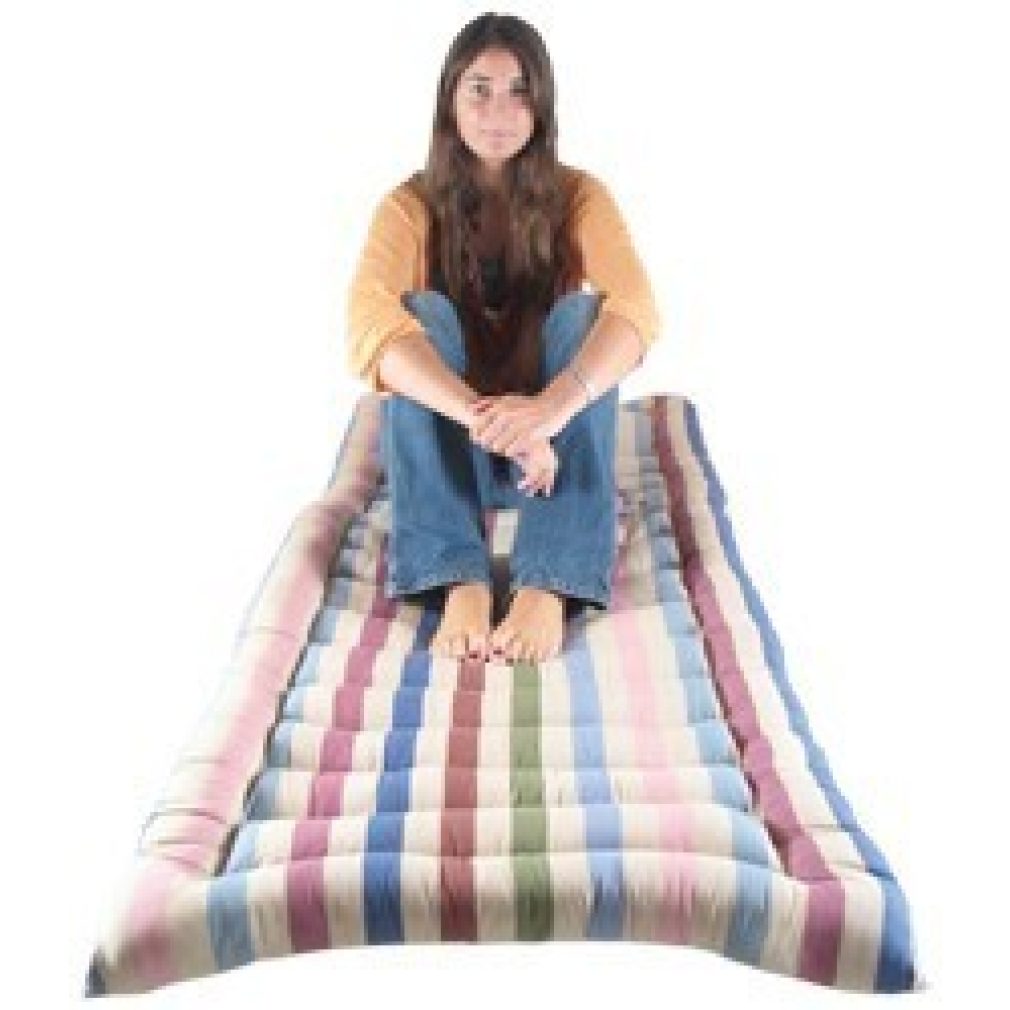 Single roll up bed