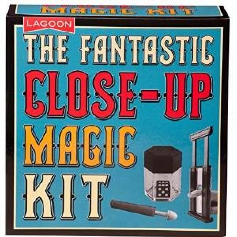 The Fantastic Close-Up Magic Kit by Lagoon