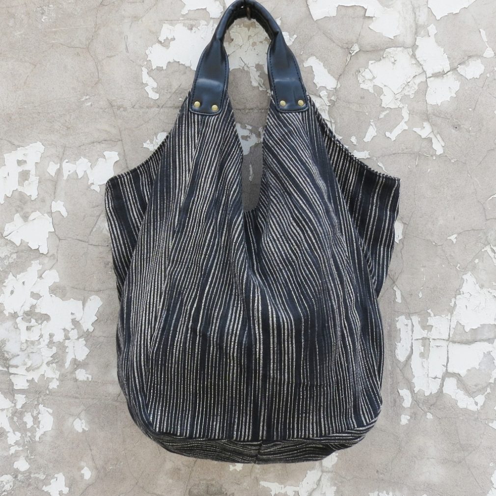 Hava Bag in Black Stripe