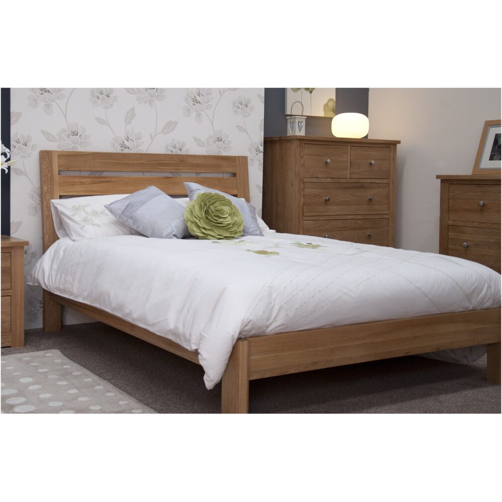 Portland Oak Bedroom Bundle with Trend king size bed