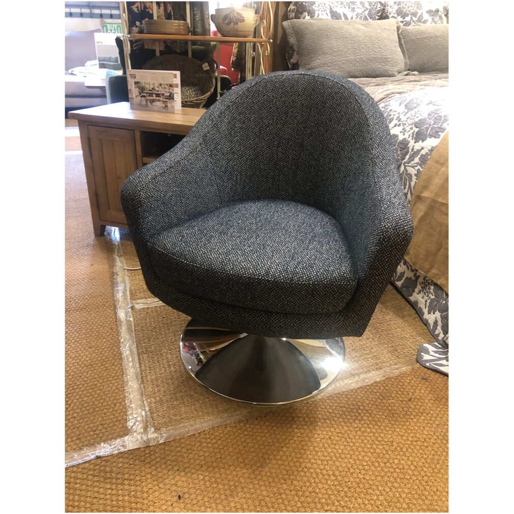 EX Display Shell Swivel Armchair by Sits