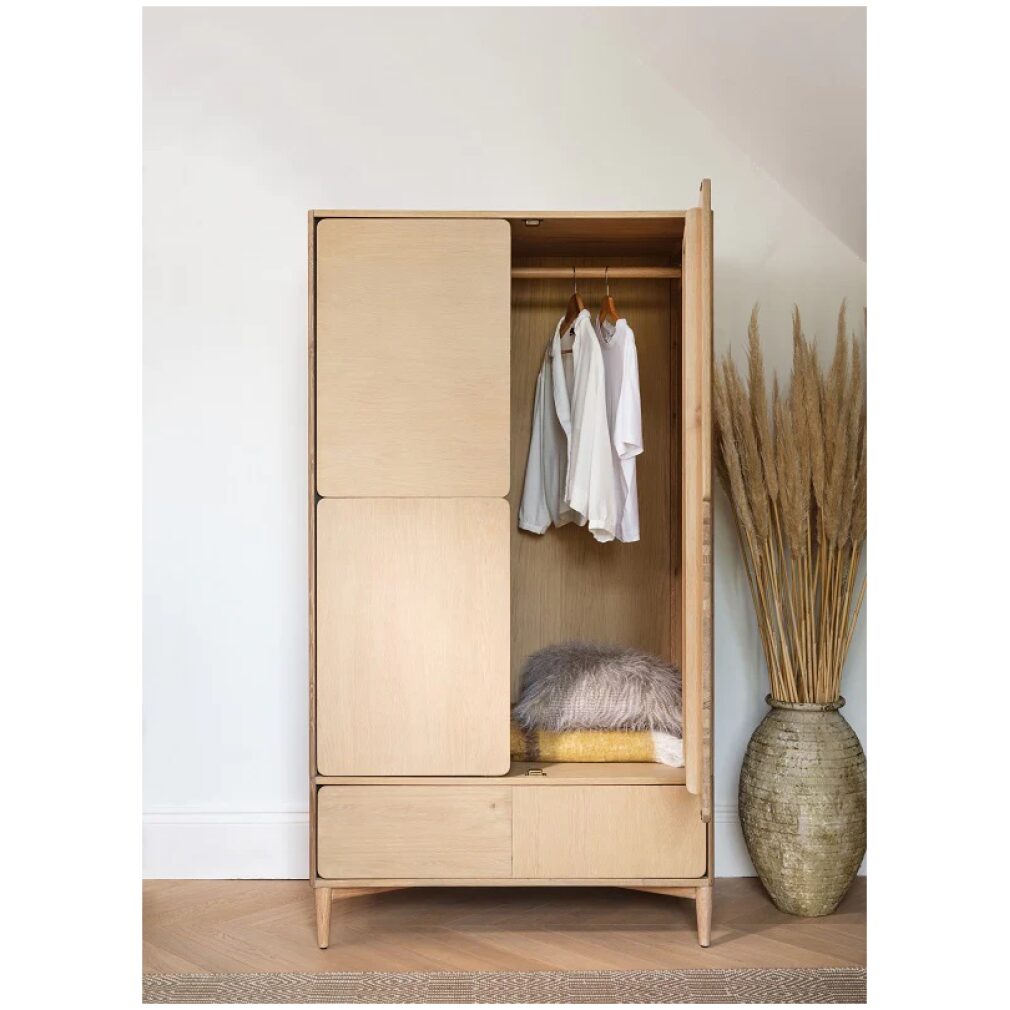 Freya Bedroom Furniture - Wardrobe Balance