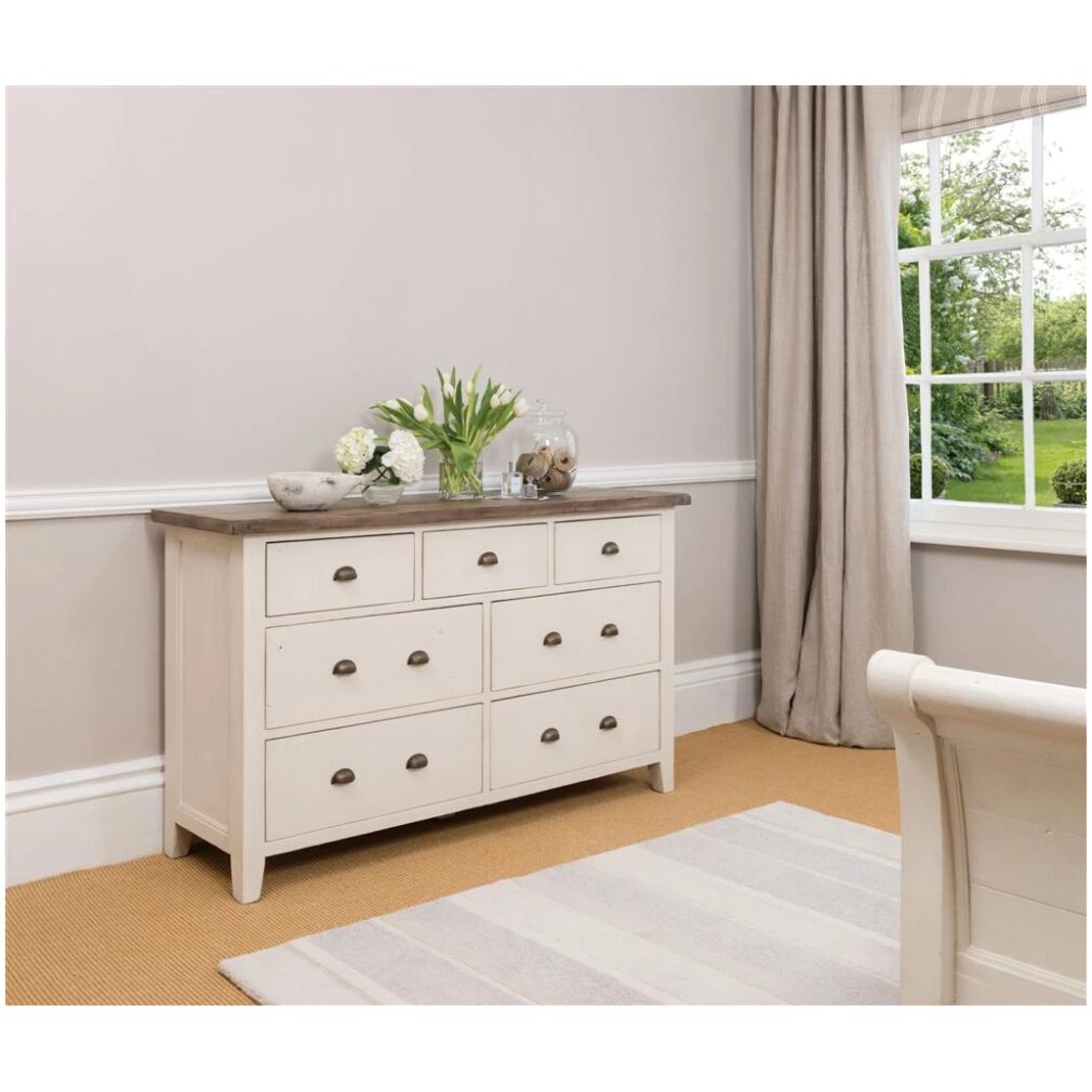 Cotswold Bedroom Furniture Bundle - Includes wardrobe chest of drawers and 2 bedsides